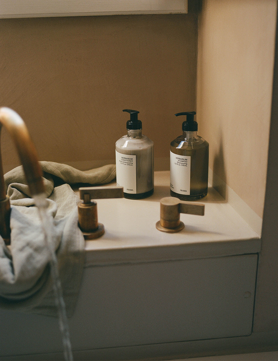 Gift Box: Hand Wash + Hand Lotion - Herbarium