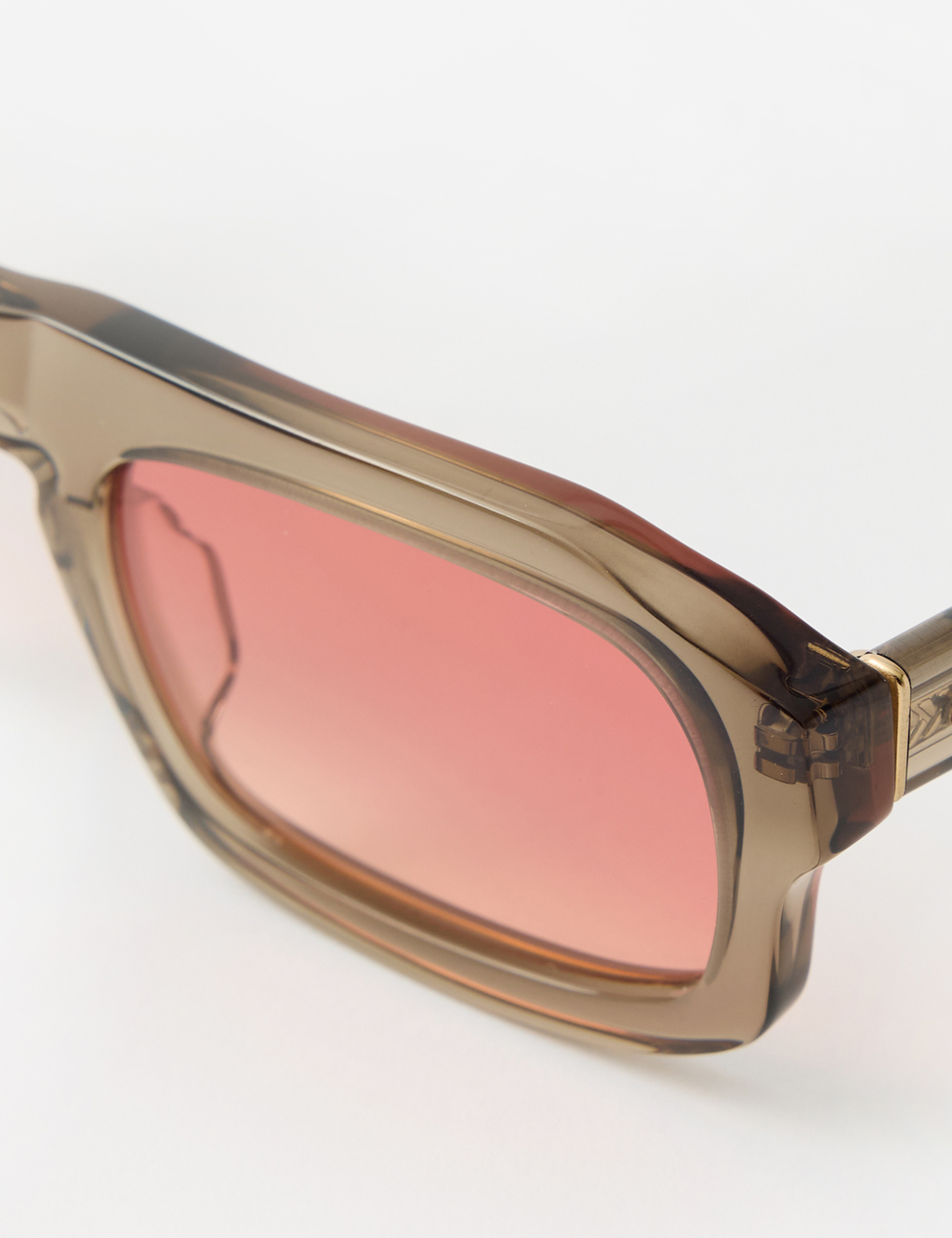 Mertz - Quartz / Peach Fade